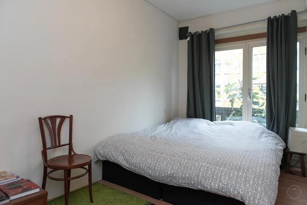 ** לינה וארוחת בוקר אמסטרדם Vondelparkmuseum Inn הולנד